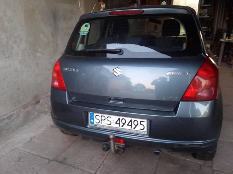 ox_suzuki-swift-2006-r-4x4-bogata-wersja-uszkodzony