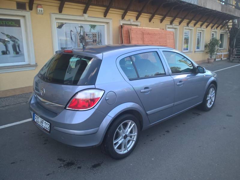 ox_opel-astra-2005r-14-16v-benzyna-plus-lpg-klimatyzacja