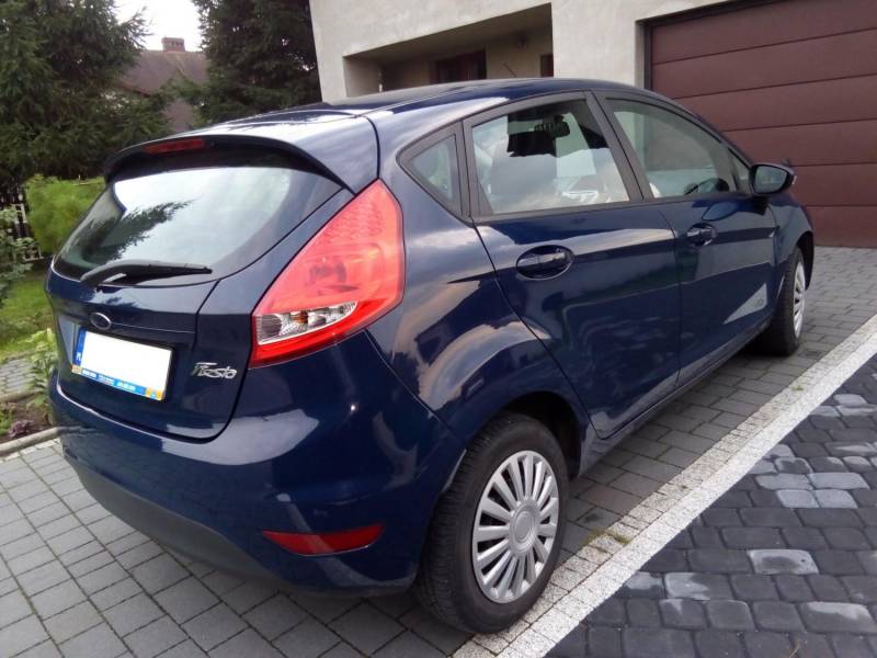 ox_ford-fiesta-2009r-klimatyzacja-niski-przebieg-12b-16v-82km-zamiana