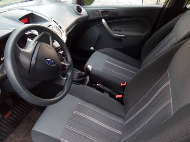 ox_ford-fiesta-2009r-klimatyzacja-niski-przebieg-12b-16v-82km-zamiana