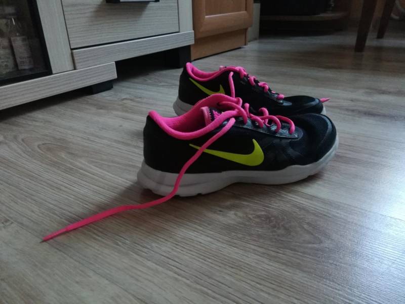 ox_buty-nike-r-36