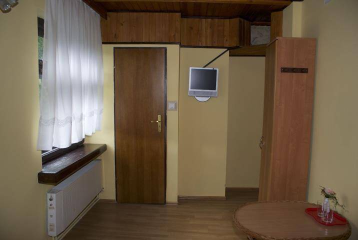 ox_pensjonat-dom-jednorodzinny-w-gorach-nad-brennica