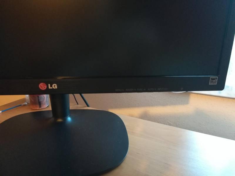 ox_monitor-24-cale-led