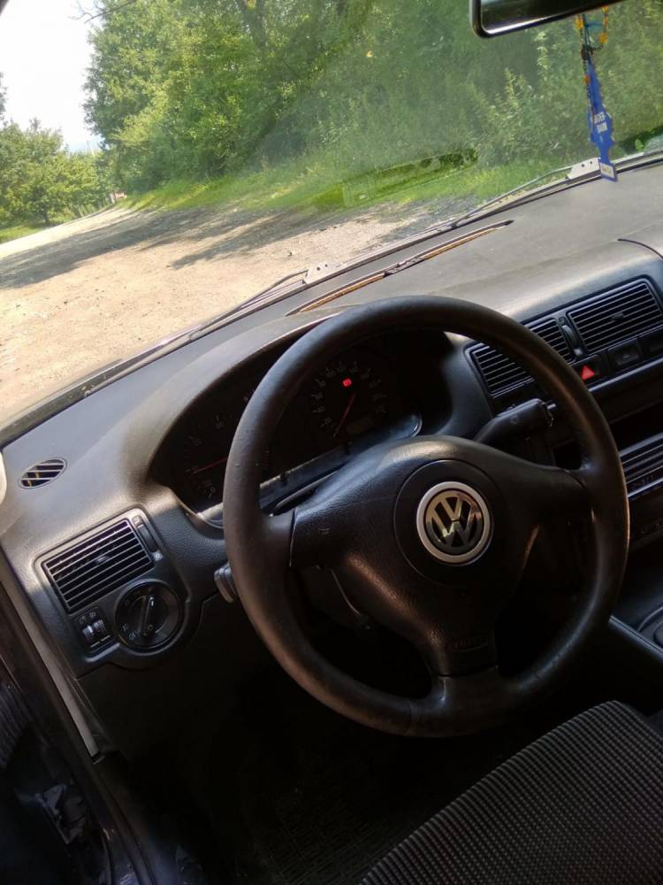 ox_vw-golf-iv-19-tdi-110-km