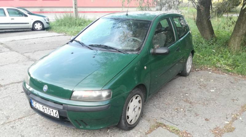 ox_fiat-punto-12-salon-polska