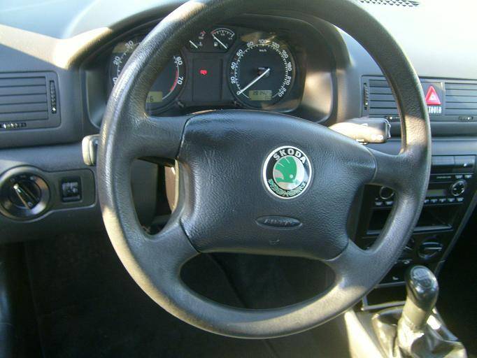 ox_skoda-octavia-z-gazem