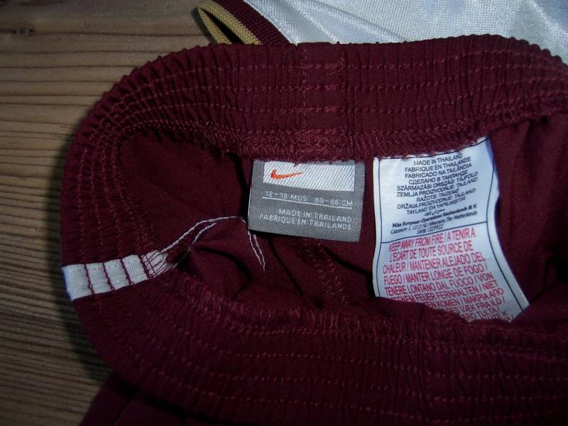 ox_zestaw-pilkarski-nike-koszulka-skarpetki-spodenki-12-18-mies