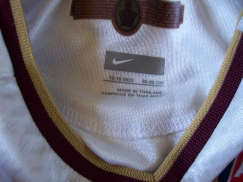 ox_zestaw-pilkarski-nike-koszulka-skarpetki-spodenki-12-18-mies