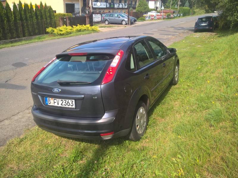 ox_ford-fokus-2006r-16-16v-benzyna-klimatyzacja