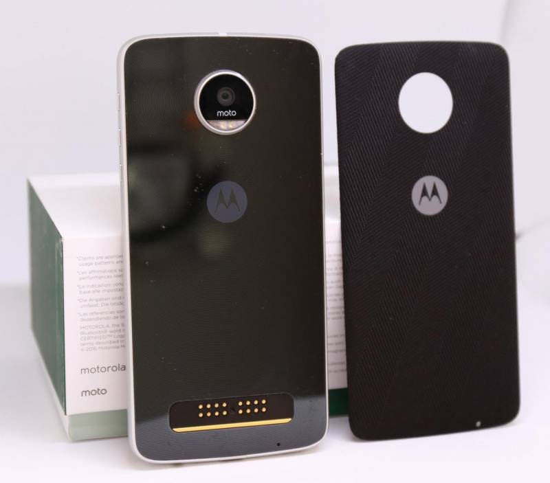 ox_lenovomotorola-moto-z-play-dual-sim-gwarancja