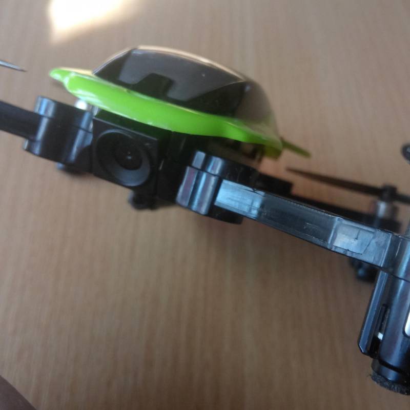 ox_nowy-dron-z-kamera-quadrocopter-kaideng-k100-kamera