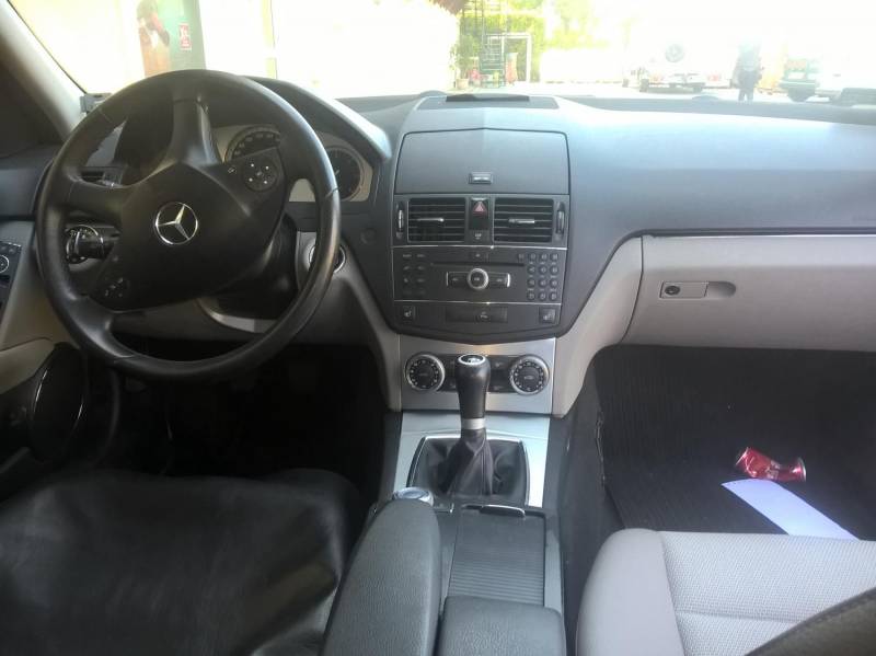 ox_mercedes-w-204combi-2007r-22-cdi-avangarde