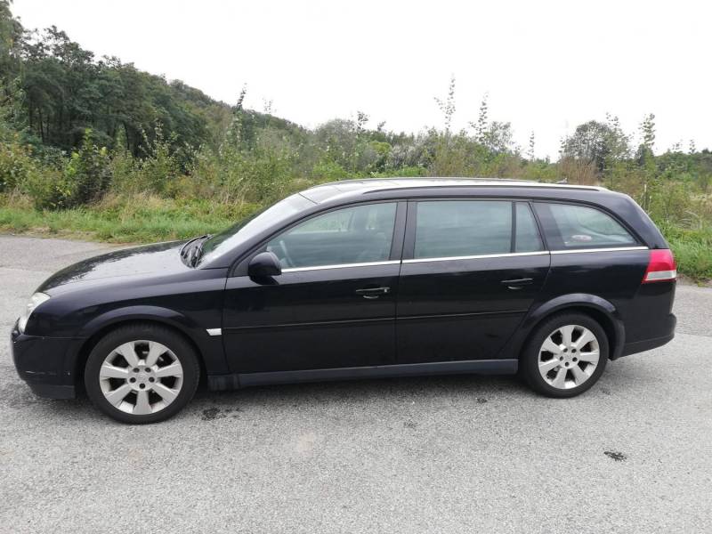 ox_opel-vectra-cosmo-2005r-19-diesel-automat