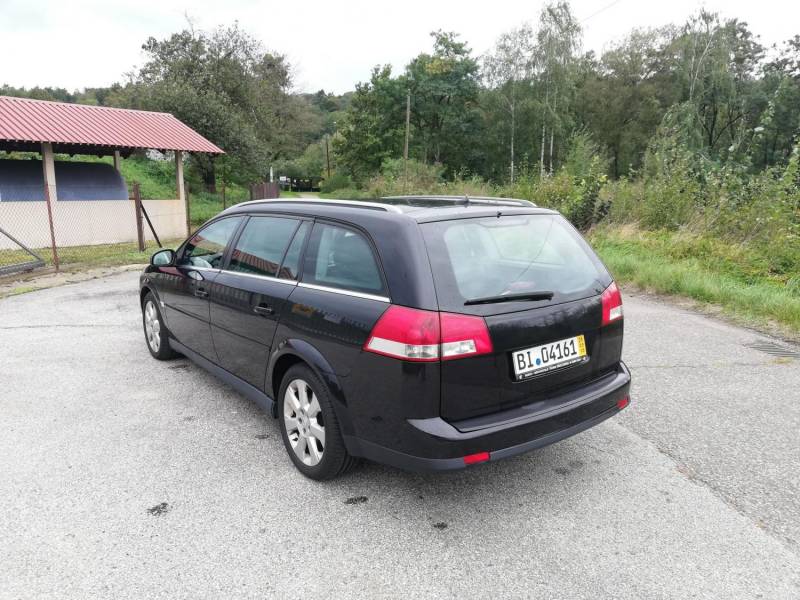 ox_opel-vectra-cosmo-2005r-19-diesel-automat