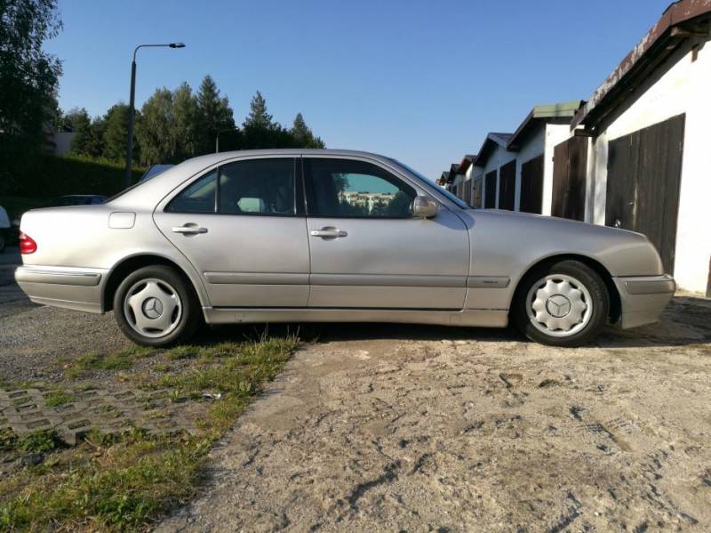 ox_sprzedam-mercedesa-e220-cdi-1999-rok