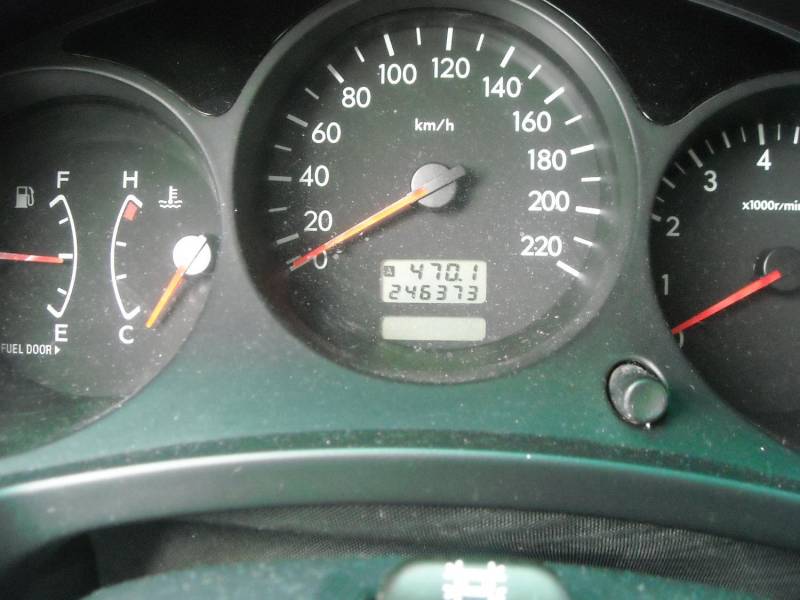 ox_subaru-forester-20-benzyna-125km-2003r