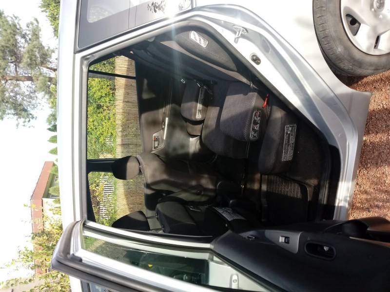 ox_toyota-corolla-verso-2004-2od-stan-idealny-ustron