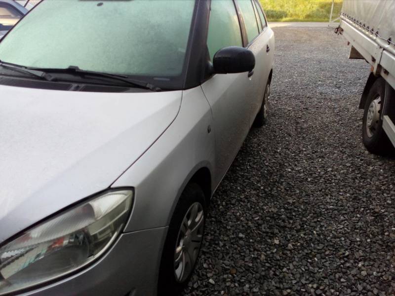 ox_skoda-fabia-2012-rok