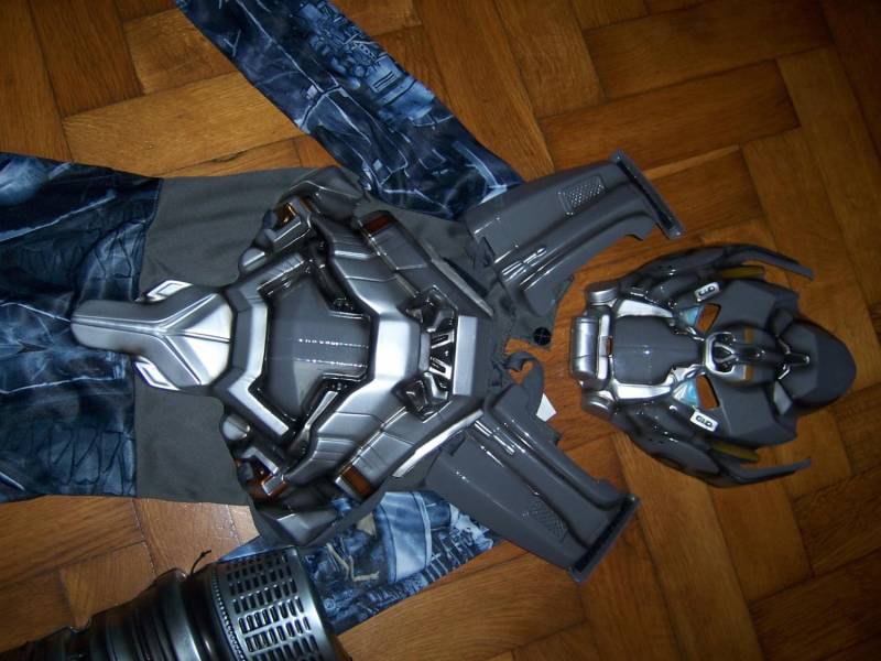ox_kostium-transformers-ironhide