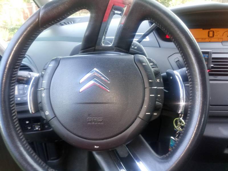 ox_citroen-c4-grand-picasso
