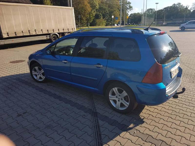 ox_peugeot-307-sw20-hdi110km2003tempomatclimatronic4xelszelluste