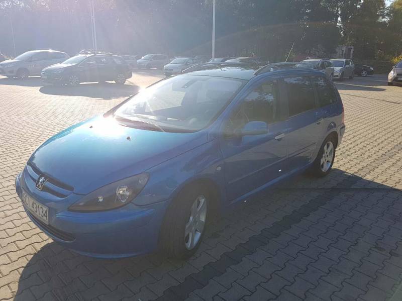 ox_peugeot-307-sw20-hdi110km2003tempomatclimatronic4xelszelluste