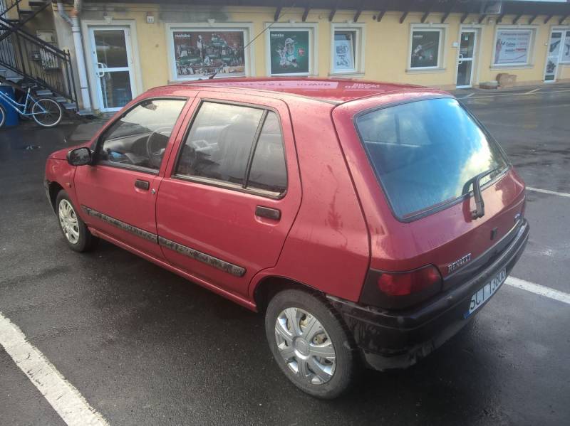 ox_renault-clio-12-benzyna-1-wlasciciel-od-nowosci