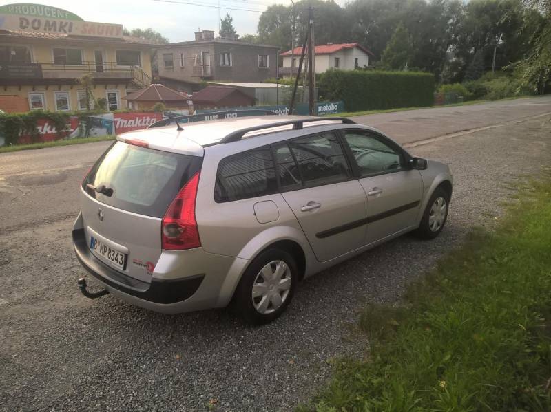 ox_renault-megane-2005r-16-16v-benzyna-klimatyzacja