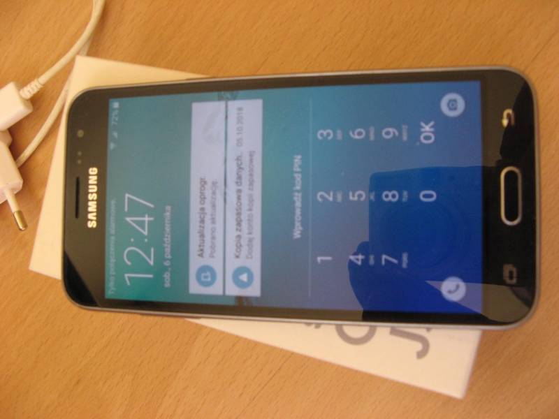 ox_telefon-samsung-galaxy-j3
