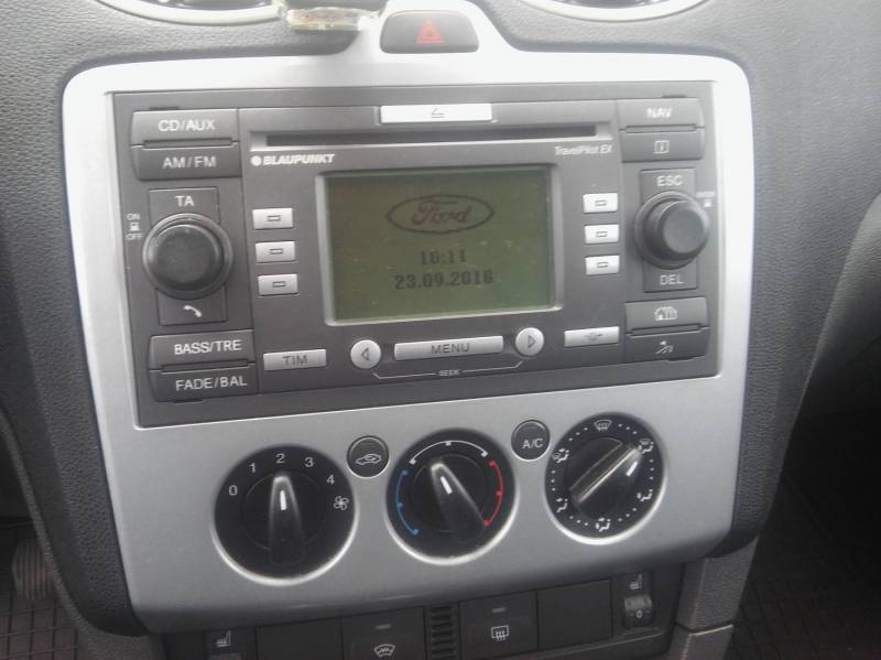 ox_sprzedam-ford-focus