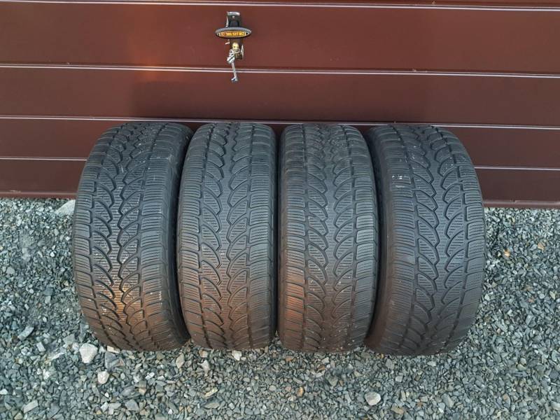 ox_opony-zimowe-bridgestone-2255516-komplet