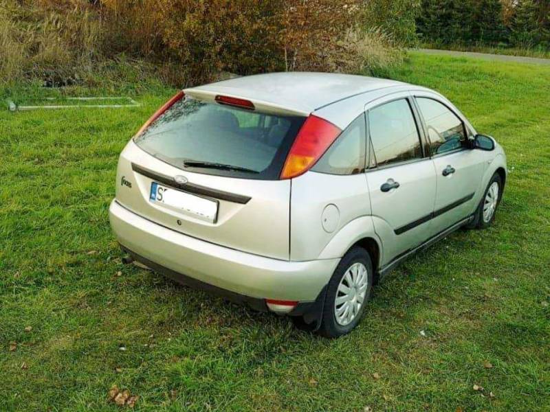 ox_ford-focus-141-wlascicielklima5-drzwi