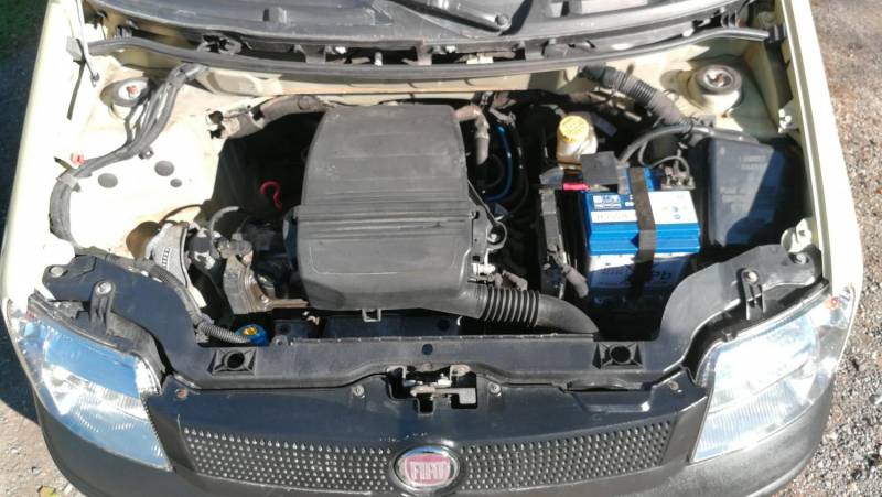 ox_fiat-panda-11benz-zadbana-2011r-podstawowa-wersja