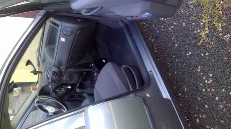 ox_punto-ii-lift-2005r-19-jtd-klimatyzacja-automatyczna5-drzwi