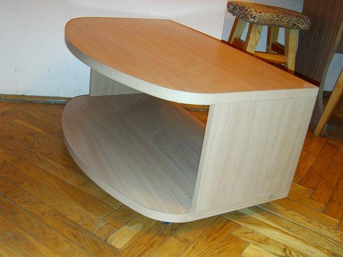 ox_stolik-pod-telewizor