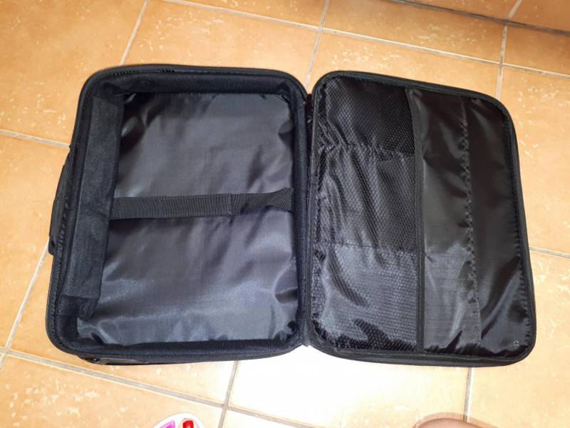 ox_torba-na-notebooka-ibox