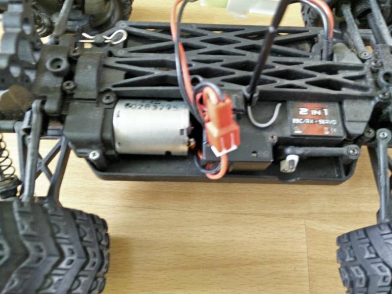 ox_himoto-mastadon-e18mt-4wd-model-rc