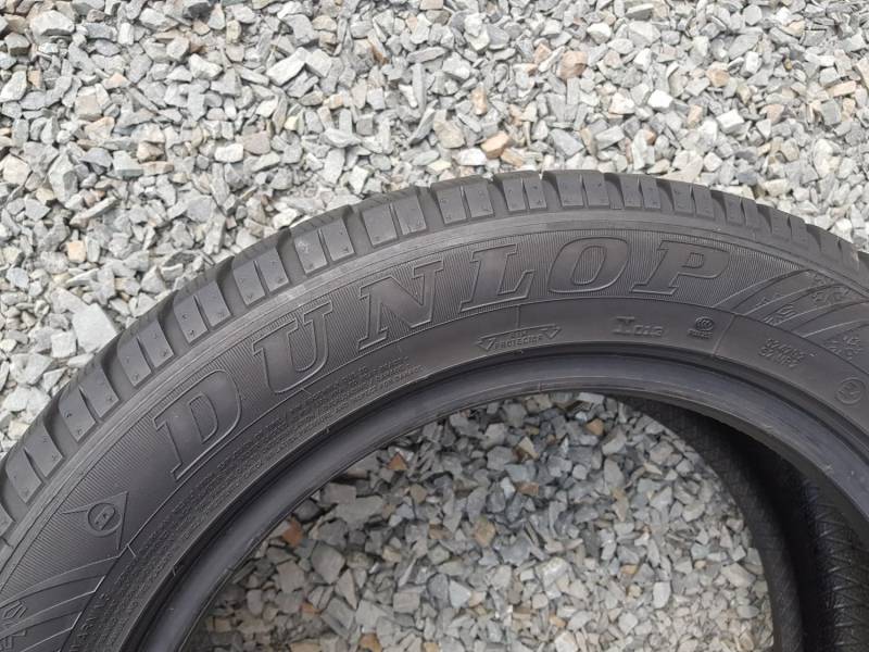 ox_opony-zimowe-dunlop-winter-sport-4d-2055516-r16-okazja