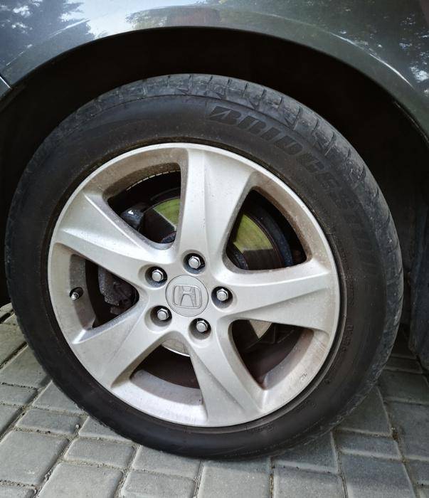 ox_opony-letnie-bridgestone-potenza-re002-adrenalin-2255017