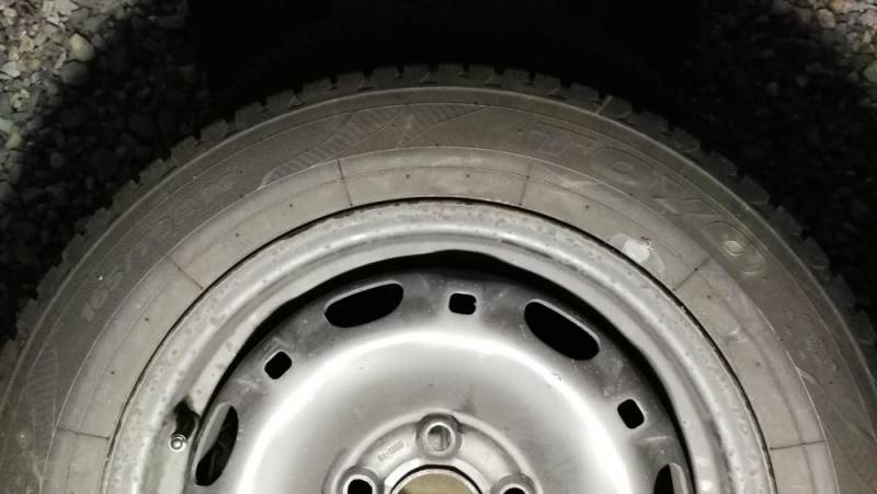 ox_kola-zimowe-1657014-z-felgami-et35-rozstaw-5x100-ibiza-fabia-polo