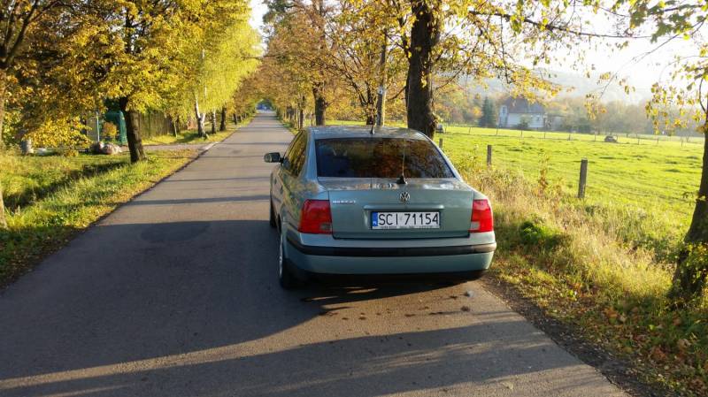 ox_volkswagen-passat-b5-sedan-16-benzynagaz
