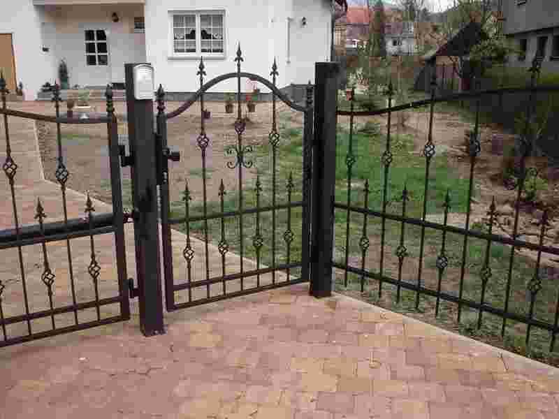 ox_ogrodzenia-bramy-automatyka-szlabany-serwis-montaz-balustrady-kraty