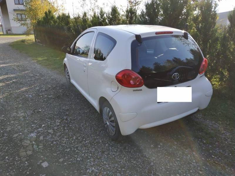 ox_toyota-aygo-2009diesel-14