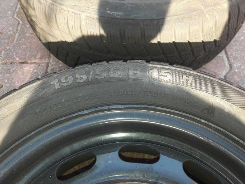 ox_2-opony-zimowe-felgi-mazda-premacy-195-65-r15-barum-polaris-3-uzywan