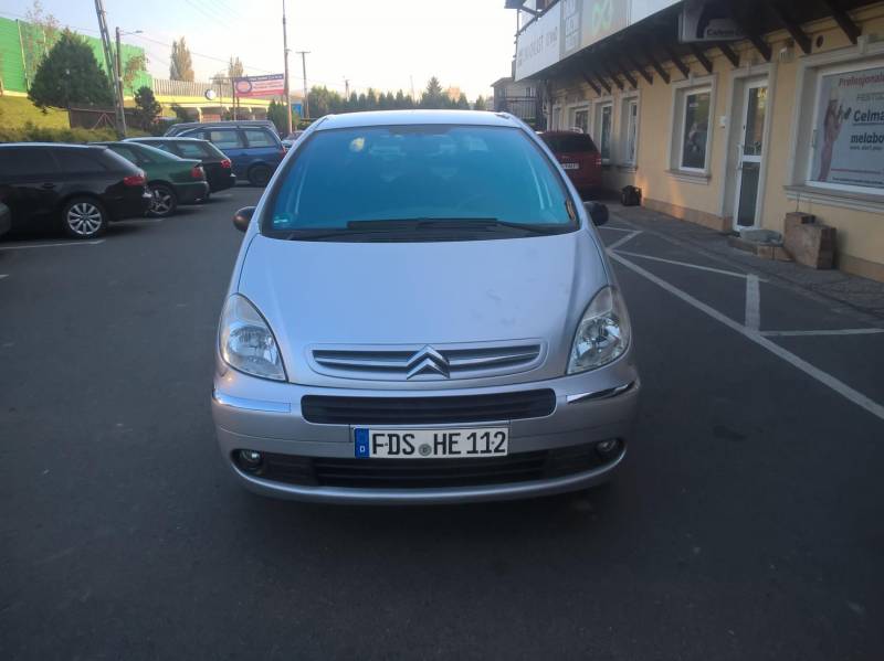 ox_citroen-xsara-picasso-2006r16-16v-benzyna-110km