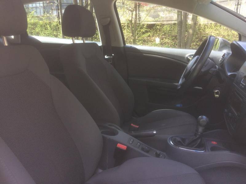 ox_seat-leon-ii-19-tdi-2007r-oferta-prywatna