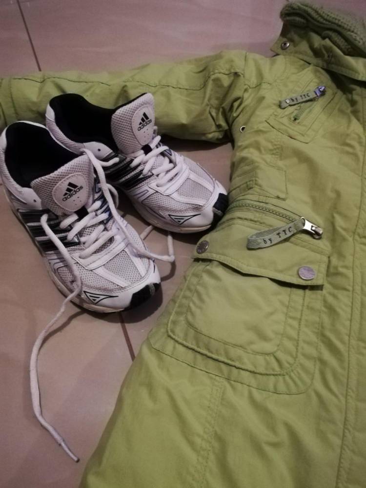 ox_kurtka-zimowa-oraz-buty-firmy-adidas