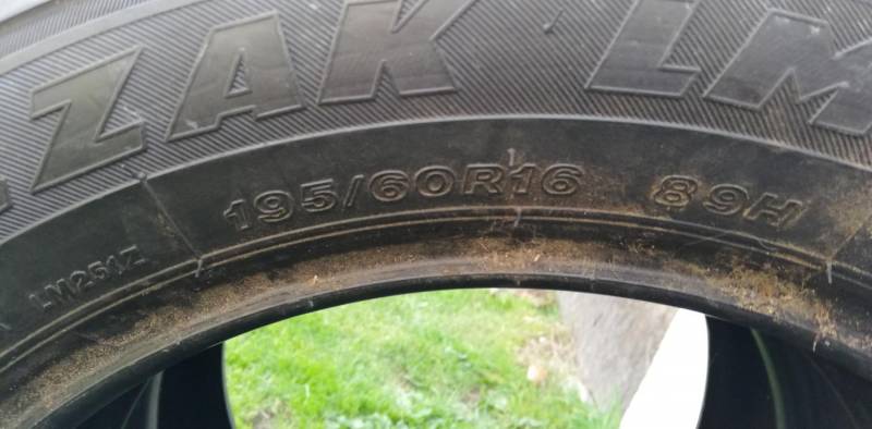 ox_opony-zimowe-195-60-16-bridgestone-lm-25