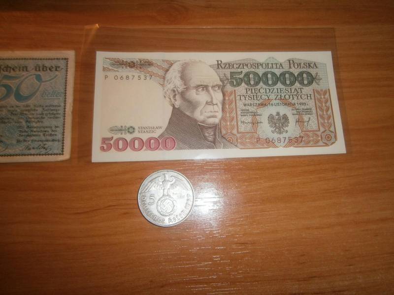 ox_banknoty-moneta