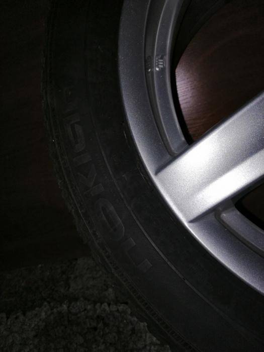 ox_alu-felgi-z-oponami-zimowymi-nokian-22550-r17-5x1143-renault-nissan